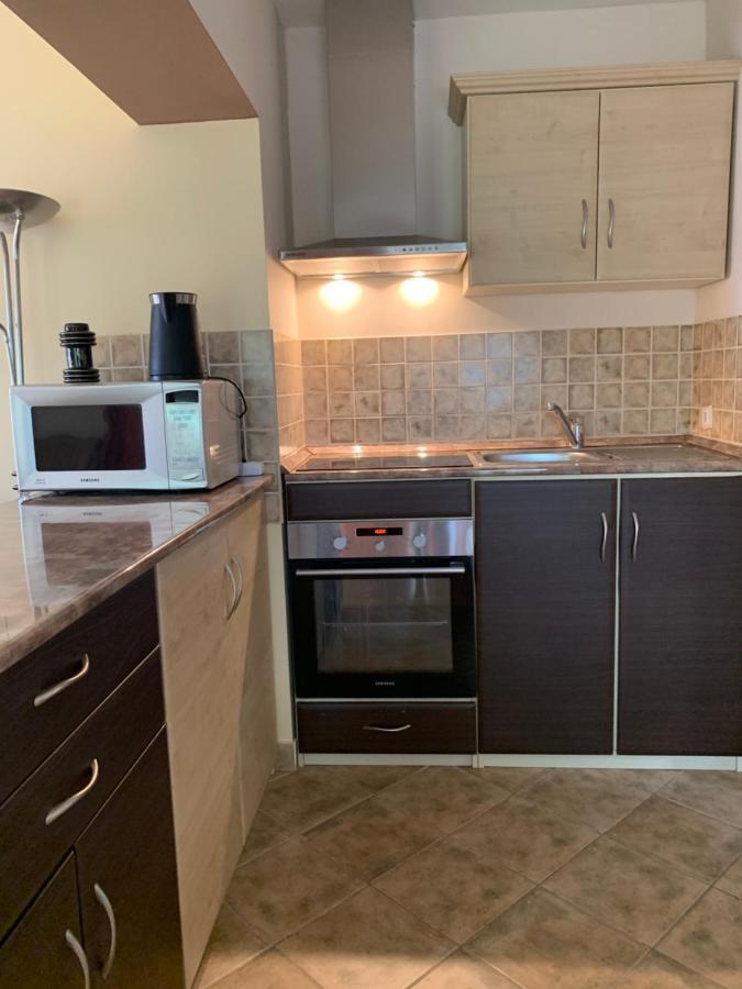 Indi Apartman Siofok Luaran gambar